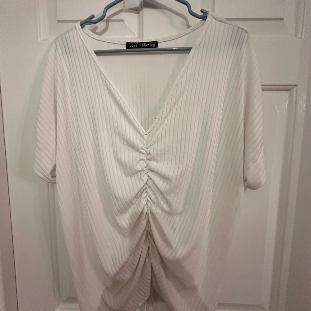 Chesley White Ribbed Ruched Short Sleeve Top